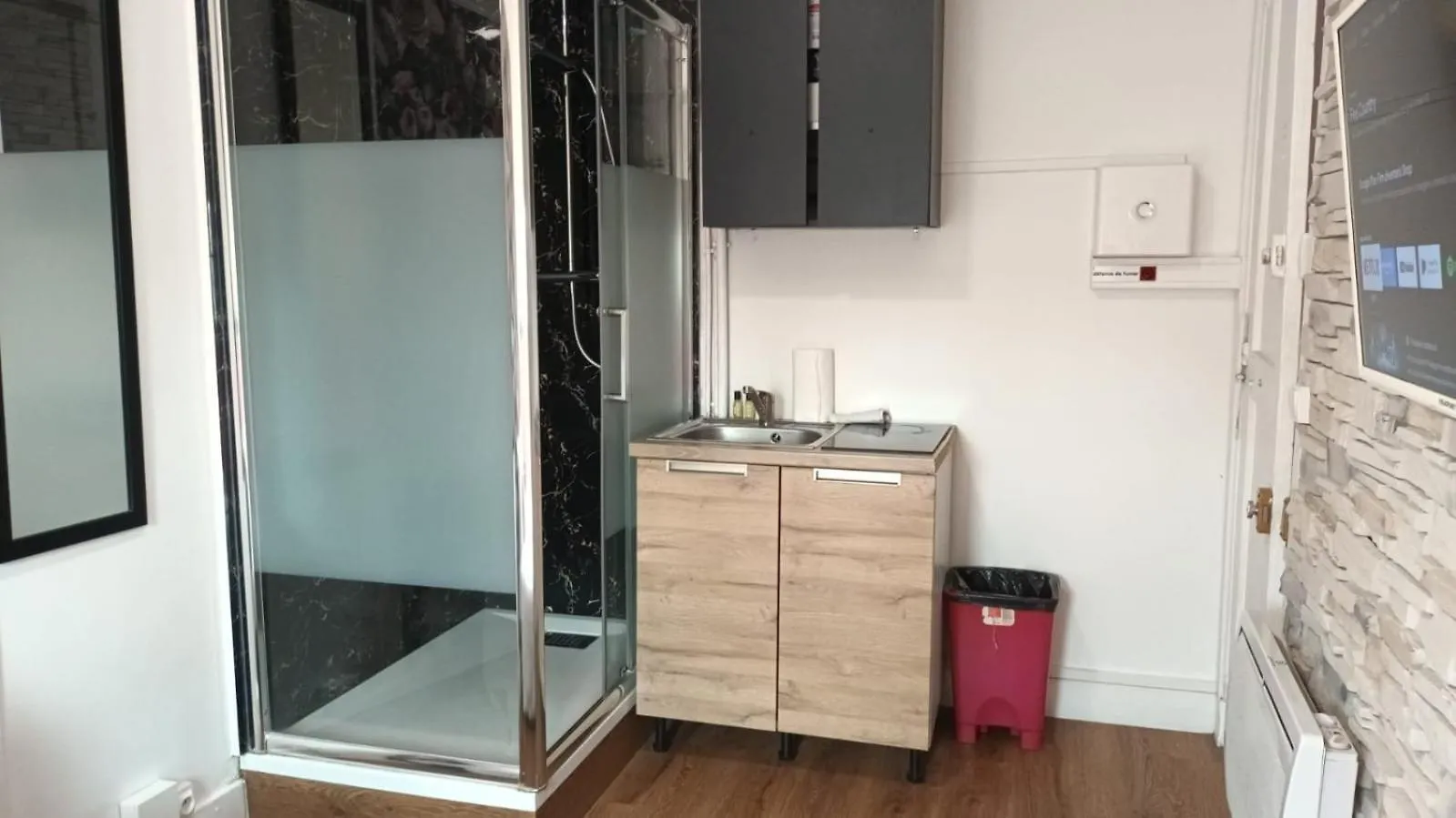 Charming Studio In A Prestigious Neighborhood 6Th Floor, No Elevator Apartment Paris